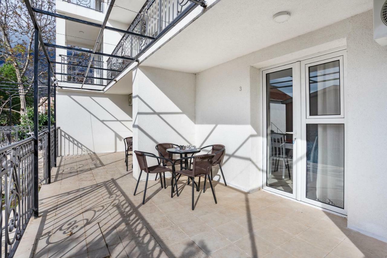 Apartments Natali บาร์ ภายนอก รูปภาพ