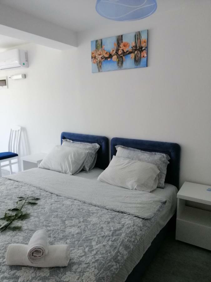 Apartments Natali บาร์ ภายนอก รูปภาพ